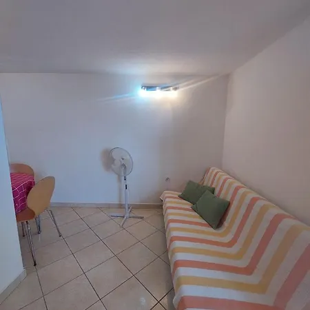 Anna Appartement Primošten