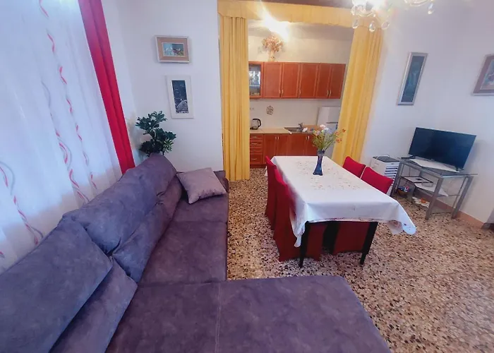 דירה Anna פרימוסטן