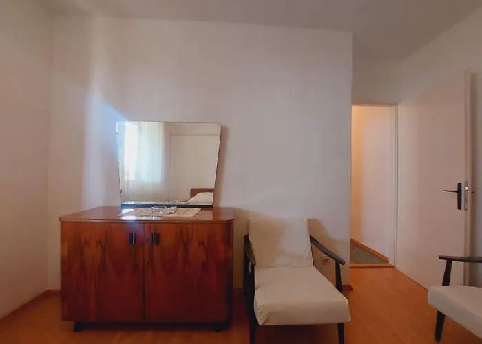 Anna * פרימוסטן